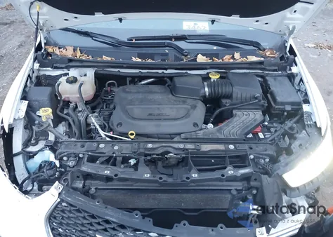 2022 Chrysler Pacifica Touring L z USA, uszkodzony, nr VIN 2C4RC1BG5NR118136